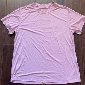 Lululemon tshirt